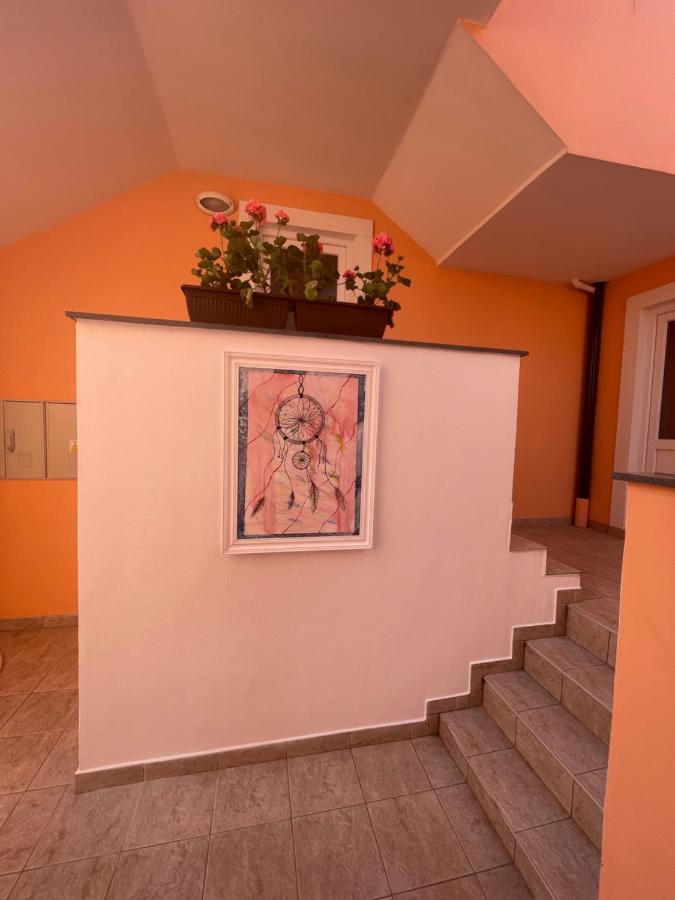 Accordi Lontani Appartement Nerezine Buitenkant foto